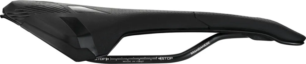 Heißes Angebot Selle Italia X-LR Air Cross Superflow Sattel - schwarz | 145 mm
