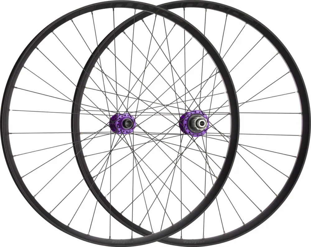 Hope Pro 5 + Fortus 35 Disc Center Lock 29" Boost Laufradsatz - purple | SRAM XD | Boost | 148 mm | 110 mm | Boost | 29" | 110 mm | SRAM XD | 110 mm | 148 mm Gratis Versand