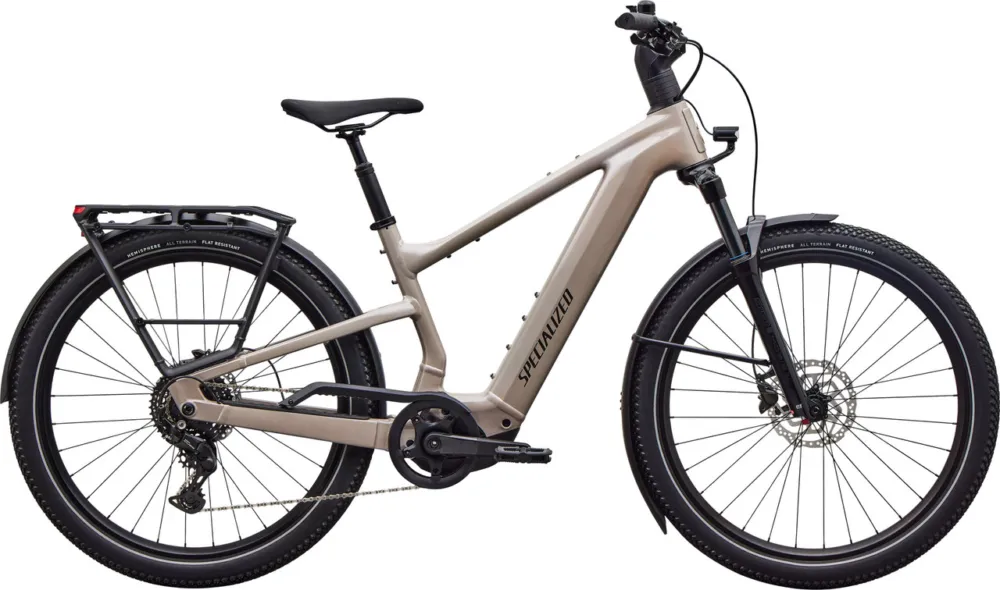 Specialized Turbo Vado EVO 3 4.0 27,5" E-Trekking-Bike - gloss sandstone metallic-warm smoke metallic | 170,0 mm | L | 27,5" (650B) | 44 mm Solange Der Vorrat Reicht