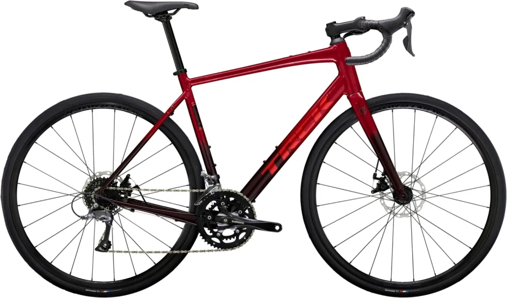 Jetzt Bestellen Trek Domane AL 2 Gen 4 - 28 Zoll - Diamant - 2026 - Crimson to Dark Carmine Fade - Größe 54 CM